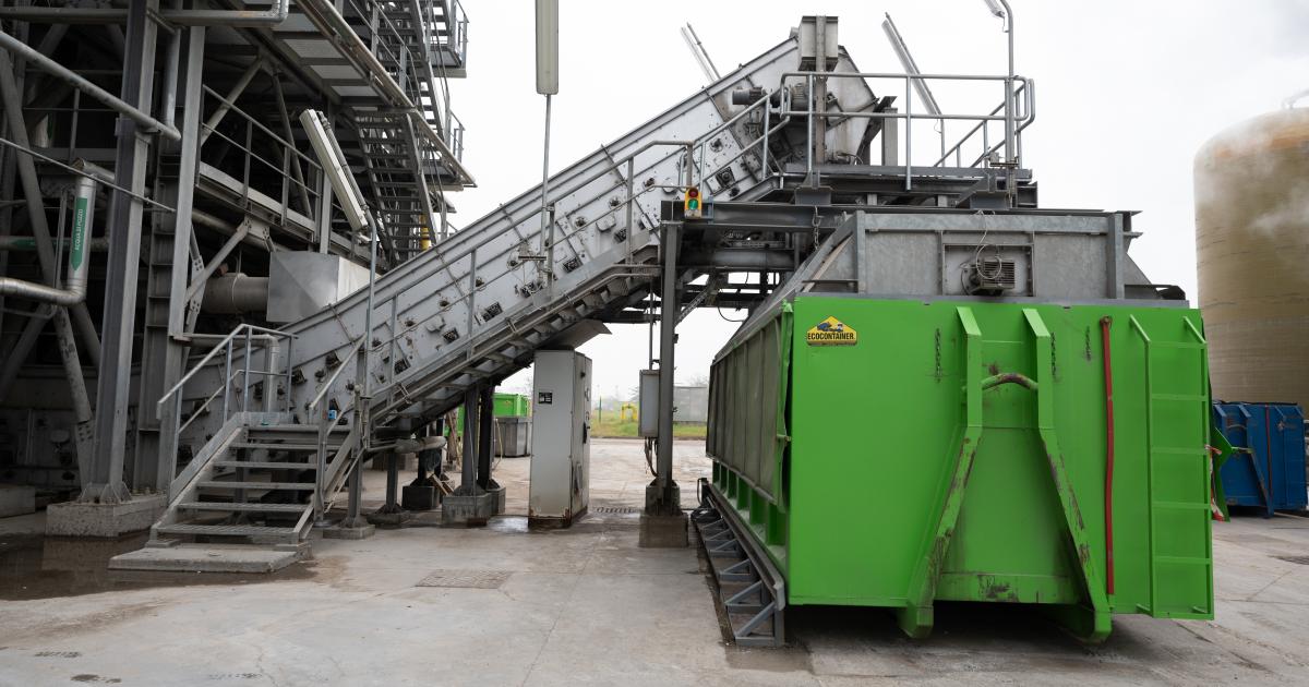 Dry bottom ash handling system for Biomass to Energy Boilers Magaldi
